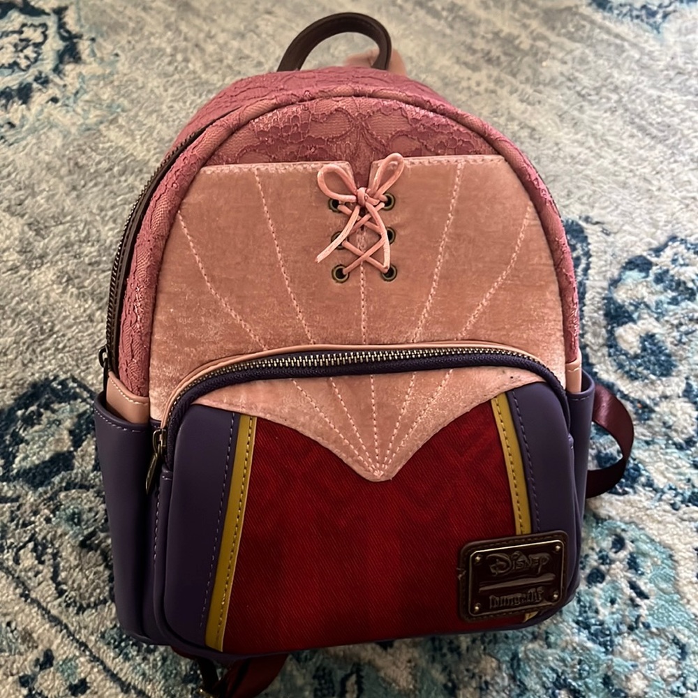 Loungefly Hocus Pocus Sarah Sanderson backpack